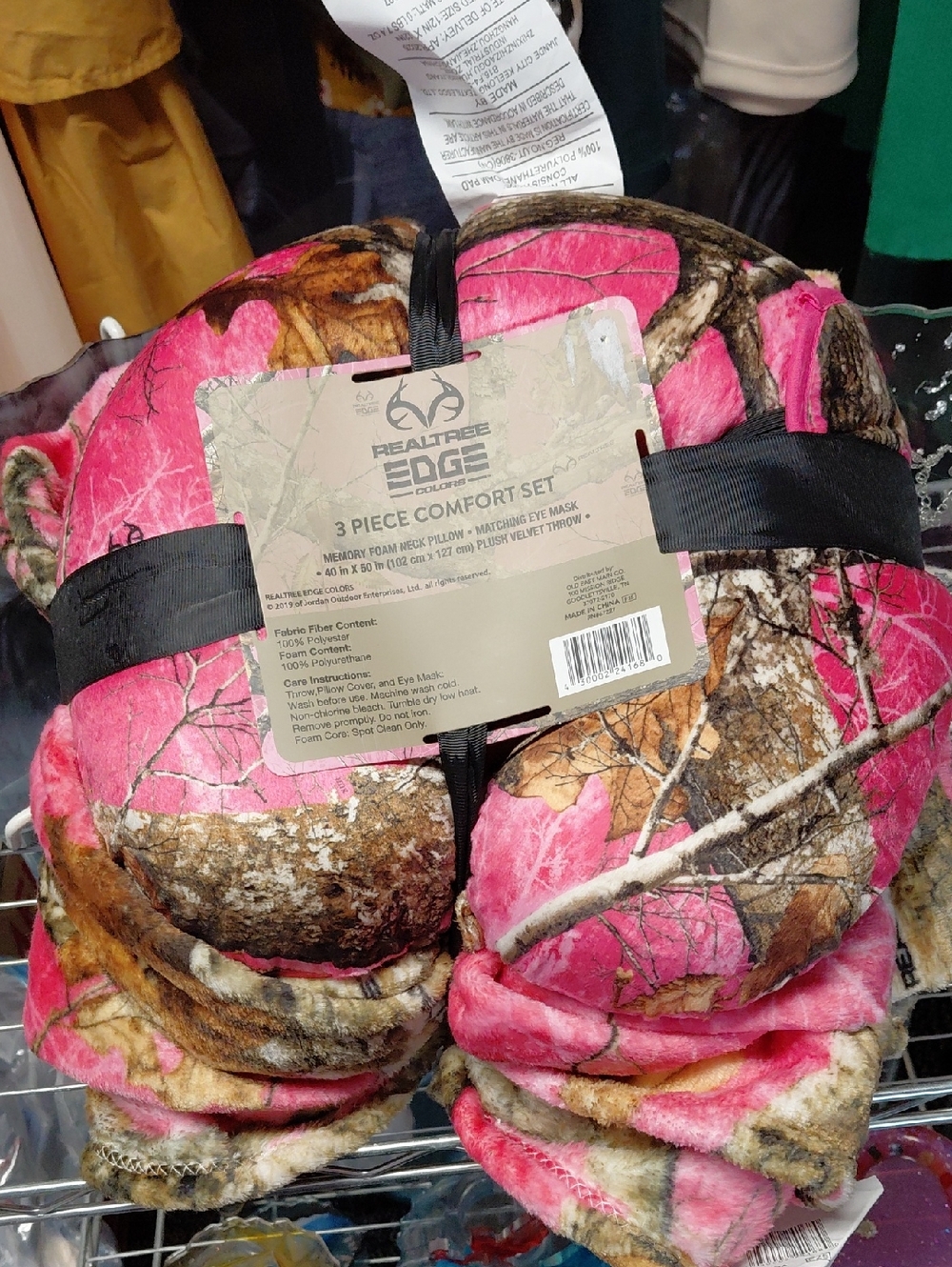 Realtree EDGE Pink and Brown Camo 3-Piece Comfort Set